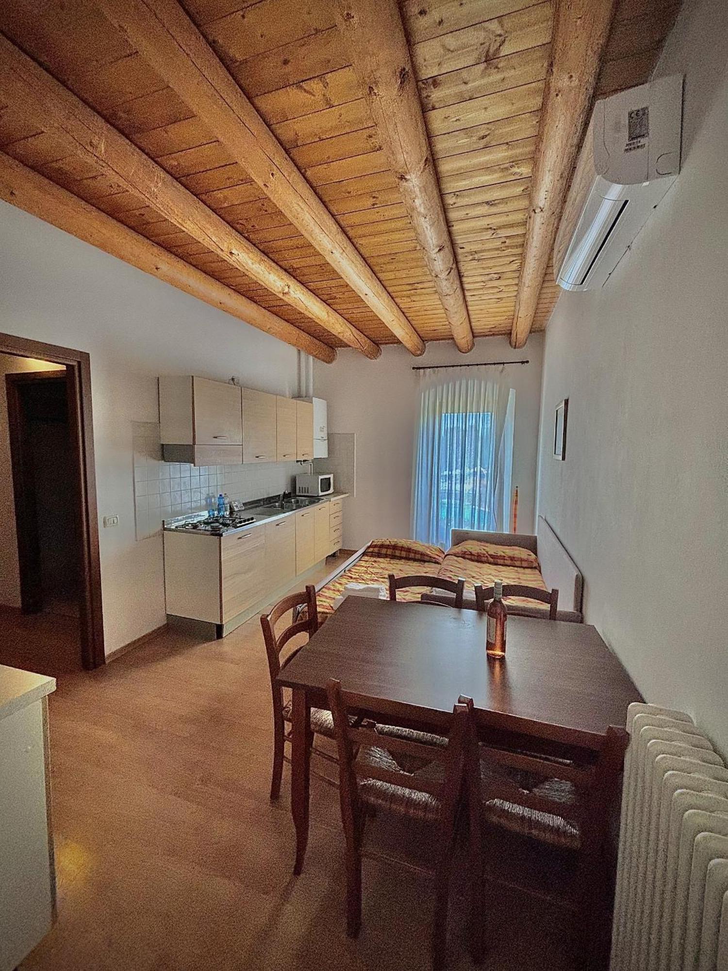 Hotel Bella Italia Пескьера-дель-Гарда Экстерьер фото